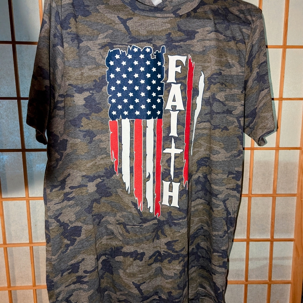 Mens  Flag T Shirt Camo / Faith, Lif Apparel XL